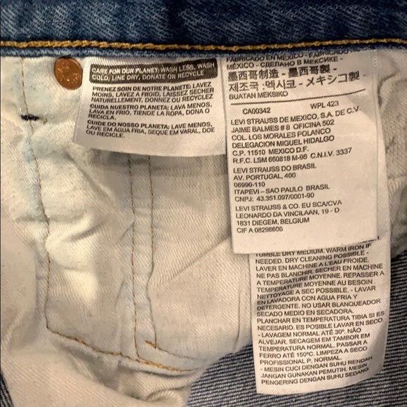Vintage Levi’s 501 Jeans - Picture 6 of 9